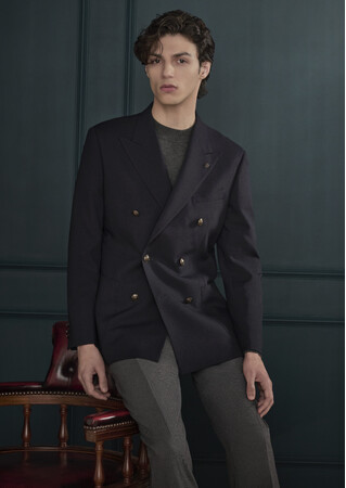 伝統のベーシックスタイルを現代リアルクローズにアップデート上品な風合いで着回しがきく”万能ブレザー“「KATHARINE E HAMNETT」2024年A/Wより販売開始