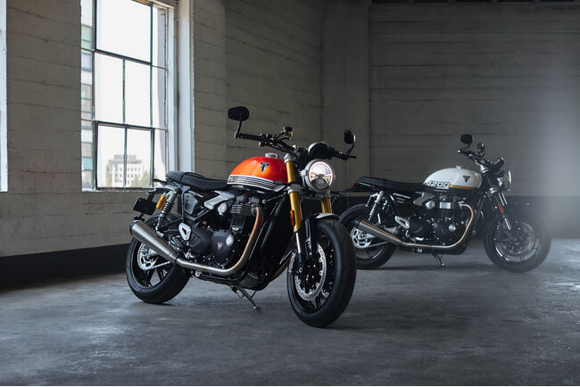 トライアンフから「新型Speed Twin 1200 RSと新型Speed Twin 1200を発表」のお知らせ