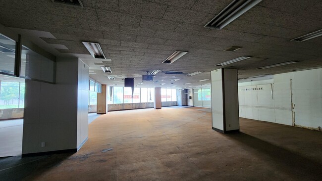 20年以上倉庫だった空きビルが200坪超の大型シェアオフィスに生まれ変わる！田園都市沿線の新たなコワーキングスペース・レンタルオフィス「BIZcomfort青葉台」 2024年10月1日(火)オープン