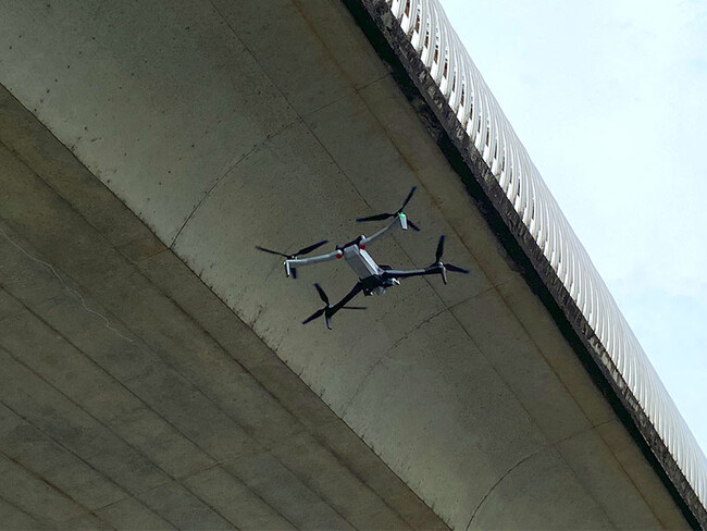 国内初！SKYDIO X10＋3DSCANによる自動航行での橋梁床板部の詳細オルソ画像撮影により、0.1mmのクラック撮影の検証を実施しました
