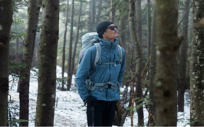 フィールドも日常も。シームレスに使える絶妙シェルに新色登場！｜finetrack（ファイントラック）