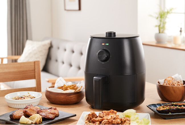 「Simplus」シリーズからダイヤル式ノンフライヤー2L「SP-FRD01」を新発売します。