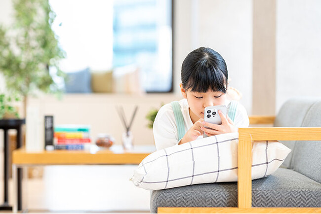 【調査結果】「LINE」や「メール」をよく使う小中学生のうち、4割がメッセージ上でのやりとりで「難しい」と感じたことがあると回答