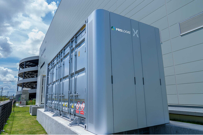 運営中の物流施設で自社初となる定置用蓄電池の稼働を開始