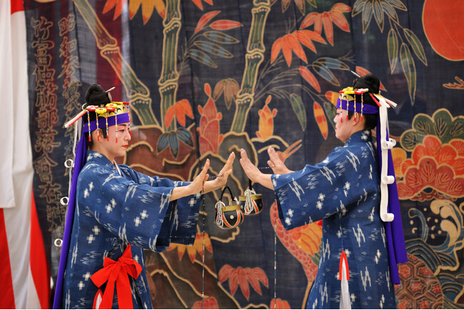 【星のや竹富島】約600年の歴史がある重要無形民俗文化財「種子取祭（たなどぅい）」を識り、竹富島の魂に触れる体験プログラムを開催｜期間：2024年11月1日～25日