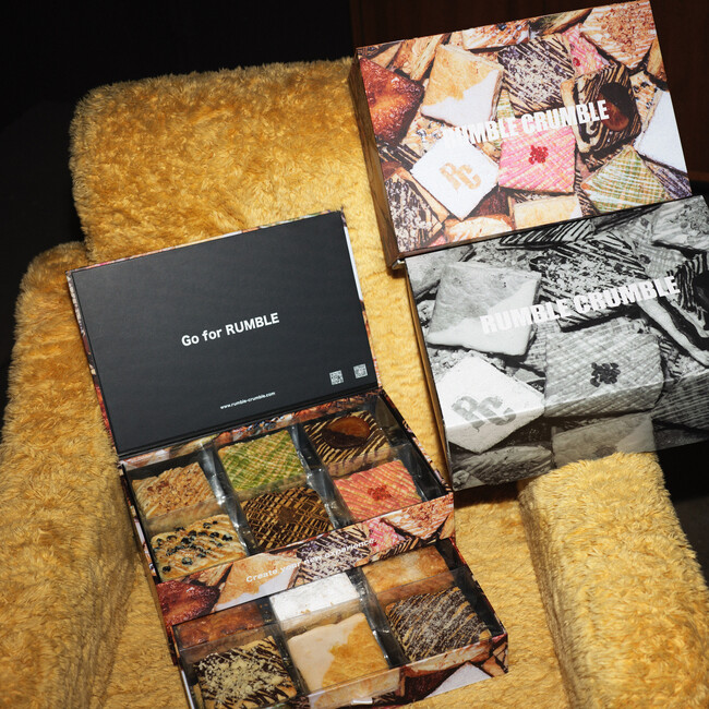 年間数回のご予約のみを承り、毎回数分で完売してしまう、RUMBLE CRUMBLEより年１度限定販売２０２４年９月２７日（金）２０時よりプレミアム PIE BOX『パイケーキ』が新登場！