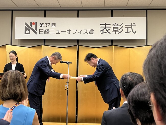 ～五感を刺激するオフィス～　メニコン本社　第37回日経ニューオフィス推進賞を受賞