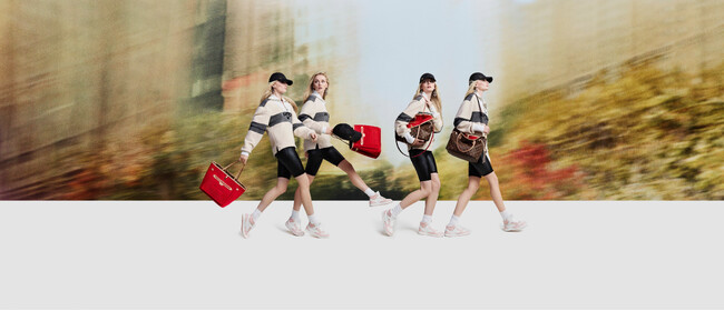 【ルイ・ヴィトン】ソフィー・ターナーを起用した「ネヴァーフル・インサイドアウト」のキャンペーンビジュアルを公開