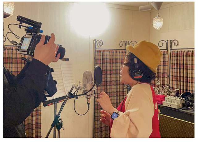 レジェンド声優11人が歌うMV公開！　映画『まぜこぜ一座殺人事件～まつりのあとのあとのまつり～』エンディングテーマ曲「Get in touch！」～MAZEKOZEの社会をめざすメッセージソング～