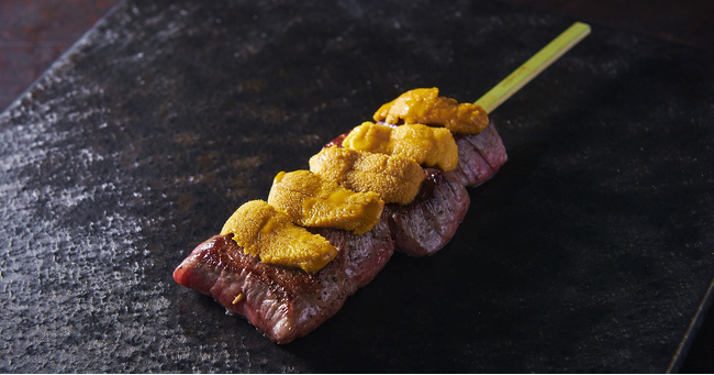「築地牛武」練馬店で“薩摩牛4%の奇跡”と“ウニ”の贅沢コラボ！『ウニク串』を「肉の日」限定販売