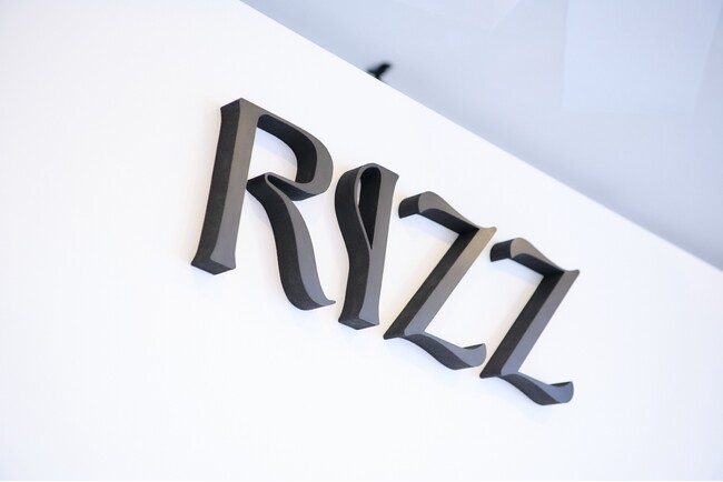 業界初！芸能人を担当するヘアメイクアーティストが在籍するヘアメイクサロン「RIZZ」がオープン！