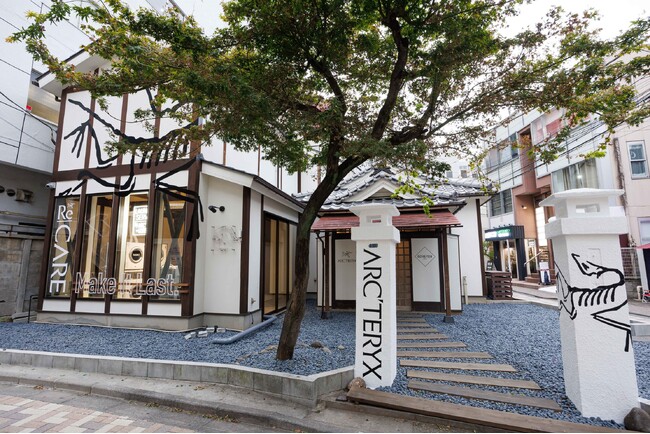 アークテリクスが原宿で特別なランドリースペースを併設したポップアップイベント開催「ReBIRD(TM) HOUSE」9月20日（金）よりオープン