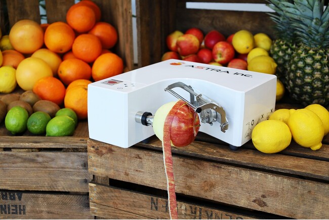 驚異のスピードと美しい仕上がりで導入実績60ヶ国！果物皮むきの常識を変える「KA-700H 瞬助」、新モデル登場