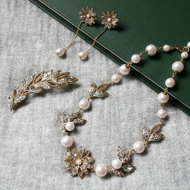 【LANVIN en Bleu costume jewelry】マーガレットモチーフの新作アクセサリーが登場