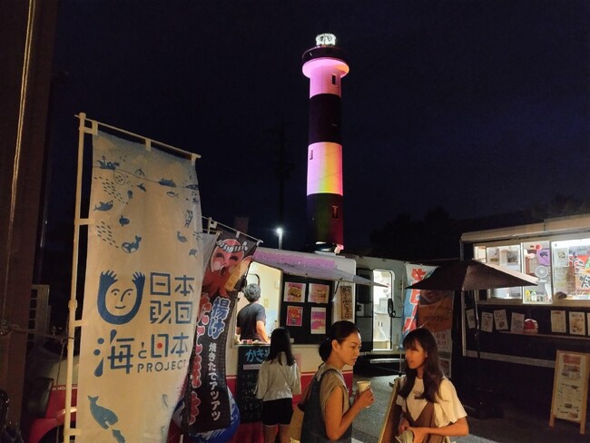 悪天候で灯台開放断念するも、マーケットは大にぎわい！「生地鼻灯台マーケット」を開催しました！