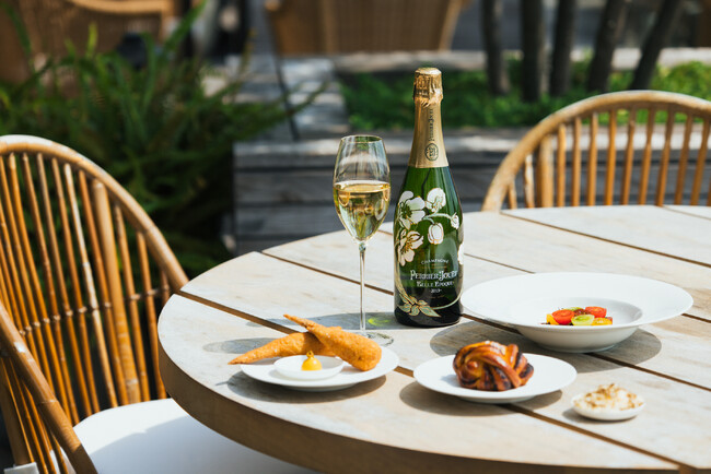 『ペリエ ジュエ』の3種のシャンパーニュをフリーフローで愉しむ東京エディション虎ノ門「The Jade Room + Garden Terrace」秋の期間限定プランがスタート