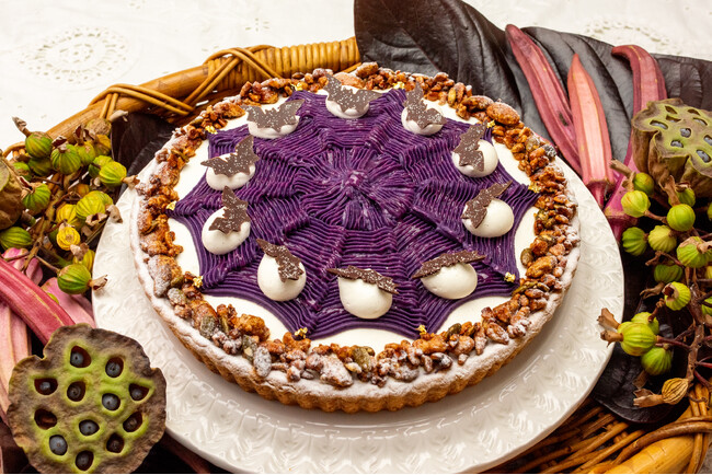 【キル フェ ボン】Happy Halloween！コウモリやオバケがモチーフのワクワク感たっぷりの限定タルトや焼菓子が登場
