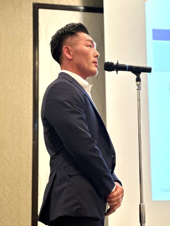大和財託株式会社　設立12年目で、初の永年勤続表彰を実施