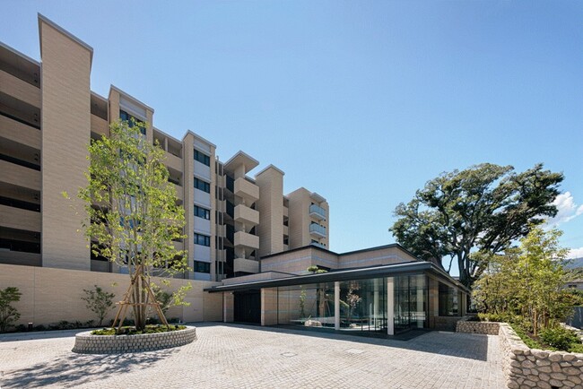 御影石野住宅（神戸市東灘区）マンション建替え事業 「アトラス御影山手」竣工のお知らせ