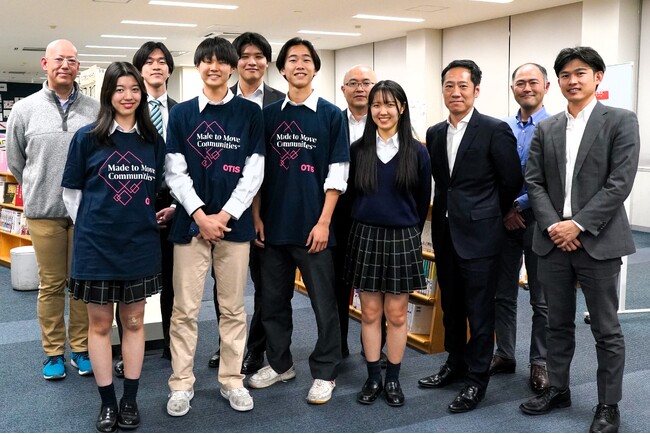 学生たちがAIを使った都市交通ソリューションの開発に取り組む