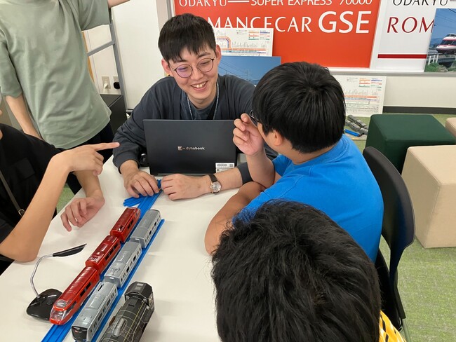 不登校経験を持つ現役運転士らが、鉄道の魅力で笑顔に！不登校を将来の可能性に変える場　１０月１日、オルタナティブスクール「AOiスクール」を本開校