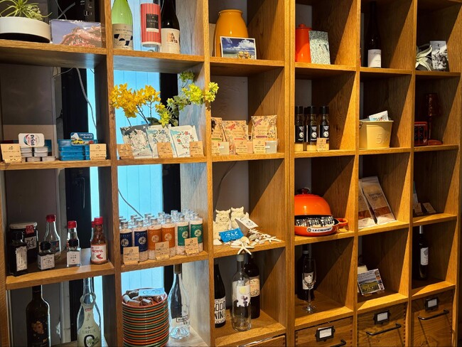 【BISTRO CHURA（ビストロちゅら）】10月1日(火)より沖縄雑貨を販売開始