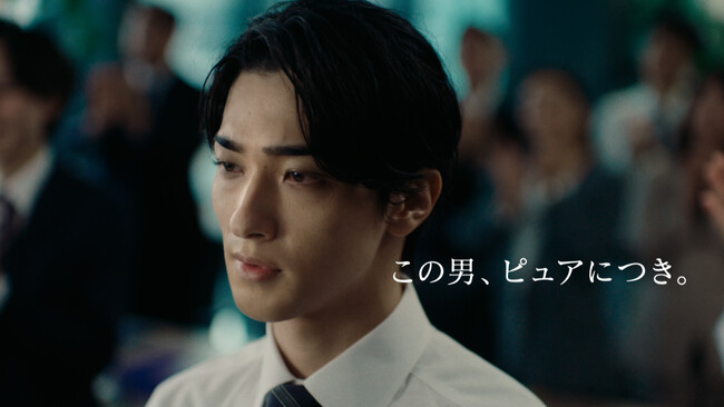 横浜流星さん出演 湖池屋「ピュアポテト」新CM　ピュアで“分厚く”生きていくことを決心する若手ビジネスマンを熱演　プロボクサーのライセンスを持つ横浜流星さんの“熱い”ミット打ちにも注目