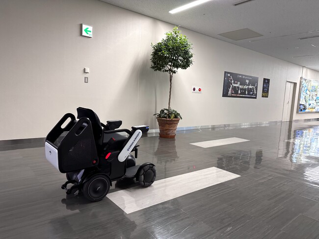 大阪国際空港（伊丹空港）でWHILL自動運転サービスが本運用開始