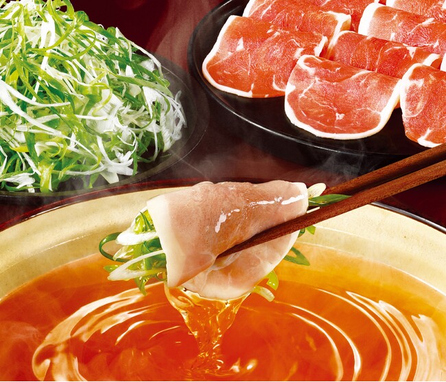 しゃぶしゃぶ温野菜、秋の風物詩「鴨しゃぶ」。甘さ際立つ九条ねぎを使った「旬のねぎ盛り」と6種のきのこで味わう少し贅沢なしゃぶしゃぶ