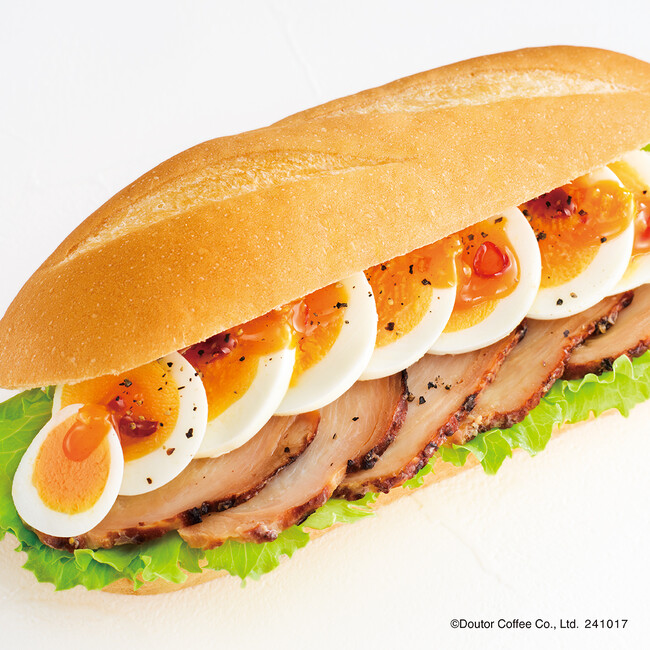 ドトールコーヒーショップで10月17日より「期間限定ミラノサンド チキンとたまご～てりやき＆ガーリックソース～」と「紫芋のシューモンブラン」を発売