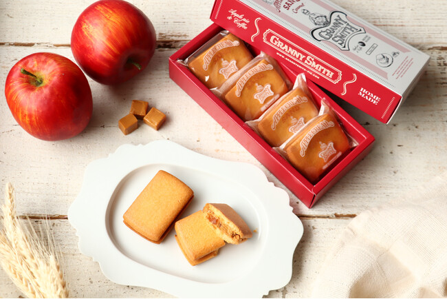 アップルパイ専門店「グラニースミス」から、ギフトや手土産にぴったりな焼き菓子『アップルクリームサンド』が新発売！