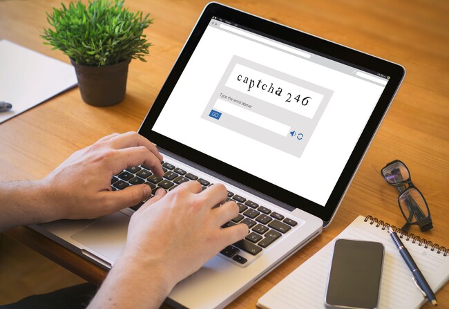マカフィーの調査チームがセキュリティツール「CAPTCHA」に紛れた偽物を発見、マルウェアが巧妙に仕組まれたゲートウェイ