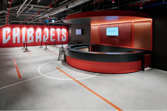 テイクアンドギヴ・ニーズが千葉ジェッツのホームゲーム会場『LaLa arena TOKYO-BAY』VIPエリアの運営を受託