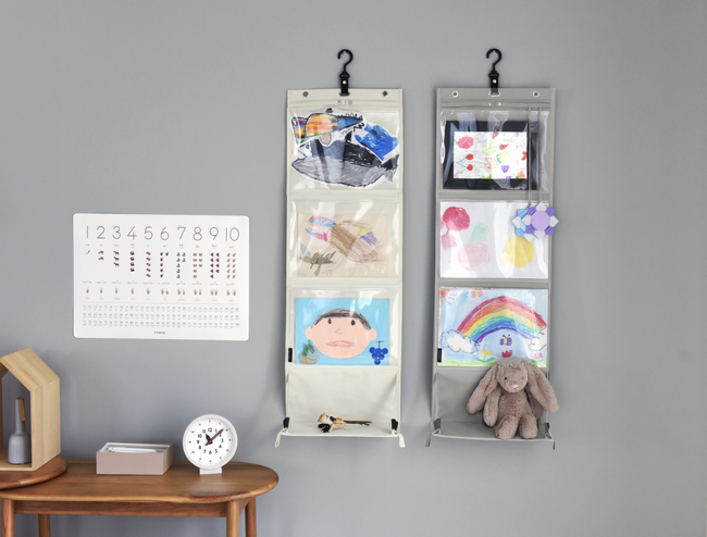 こどもの作品、これひとつで飾る＆収納！bon moment から「作品収納ウォールポケット」が新登場