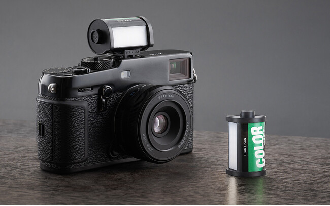 銘匠光学 TTArtisan 充電式 ミニLEDライト マルチカラー TT-BG01-RGB 販売開始