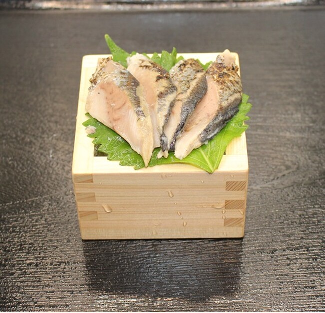 秋本番・季節限定企画「サンマ始めました！」第一弾として「炙りサンマのタタキ」ー海鮮れすとらん　魚のます