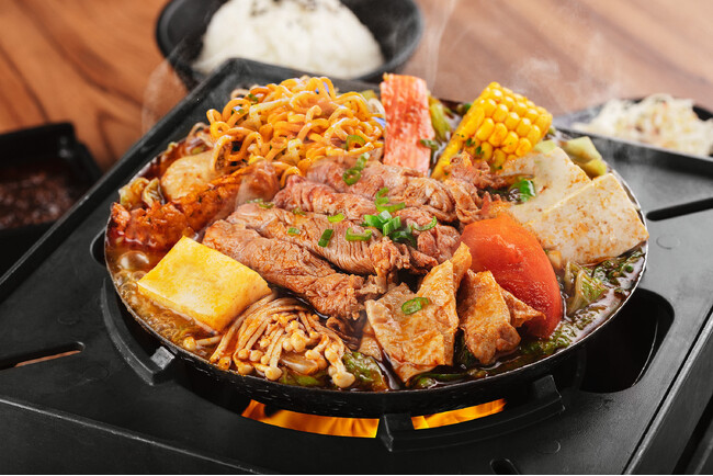 LA発台湾ひとり鍋専門店「BOILING POINT（ボイリングポイント）」×「台湾甜商店」初コラボ！10月16日（水）より限定メニューを新発売！