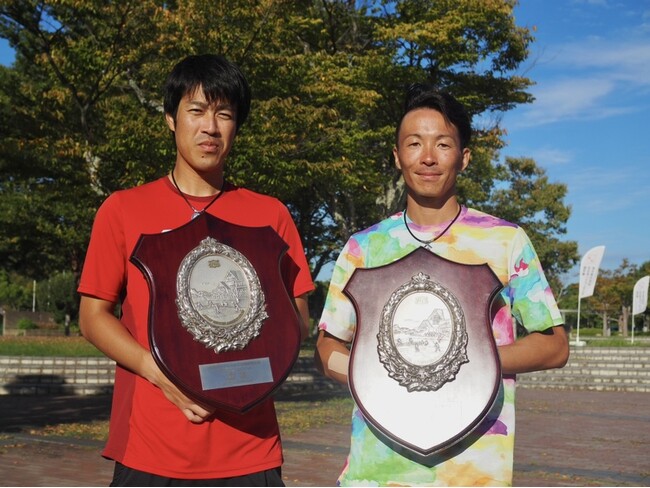 【中之島キャピタル所属】第86回全日本ベテランテニス選手権 佐藤悠貴選手・村上巧選手ペアが男子ダブルス優勝!!