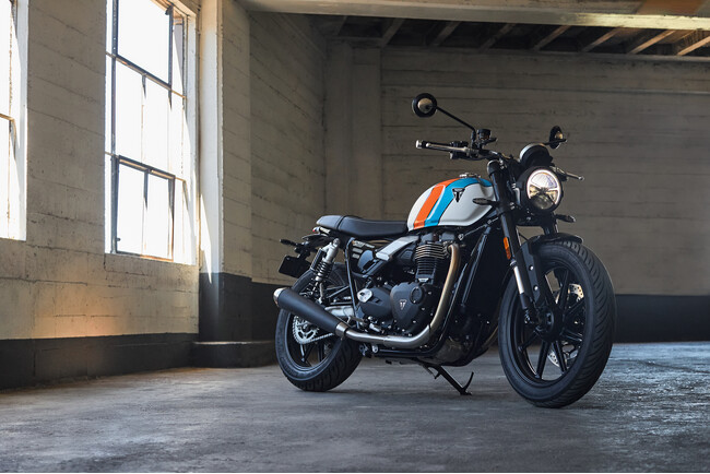 トライアンフから新型「SPEED TWIN 900」発表のお知らせ