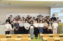 産学連携企画に参加する、京都女子大学 現代社会学部の学生ら 産学連携企画に参加する、京都女子大学 現代社会学部の学生ら