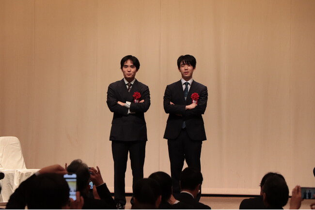 あわら市が舞台!藤井聡太竜王VS佐々木勇気八段、戦型は意表の「矢倉」に