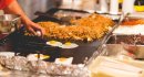 屋台の焼きそば(写真はイメージです) 屋台の焼きそば(写真はイメージです)