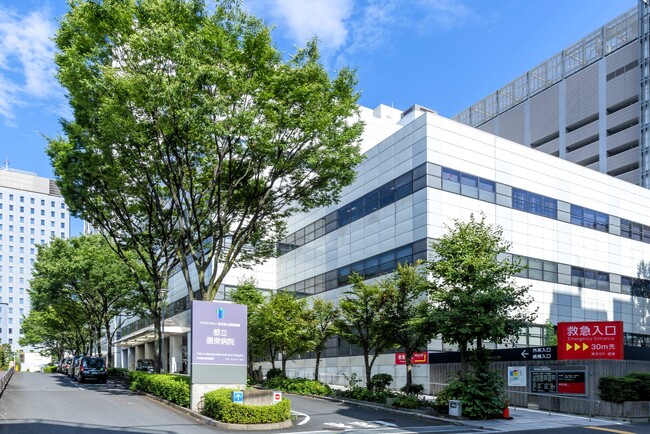 日本オーチス、東京都立墨東病院のエレベーターとエスカレーターの改修を完了