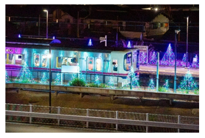１０月２４日（木）から京王よみうりランド駅上下線ホームでイルミネーション装飾を実施します！