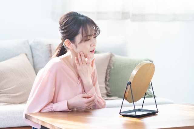 秋に乾燥を感じたことがある人は、なんと8割！グンゼの肌にやさしいインナーで、乾燥対策！