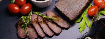 10/29は獣肉(ジビエ)の日！商品購入でジビエソーセージを先着100名にプレゼントするキャンペーンを10/26～10/29に開催