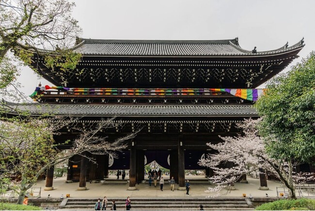 浄土宗の総本山「知恩院」の魅力を解説！「GO KYOTO」で特集記事を公開