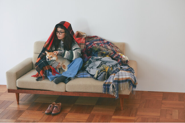 BRITISH MADEに愛服家・yukiさん × ジョンストンズ オブ エルガン × ブリティッシュメイドのトリプルコラボストールが登場