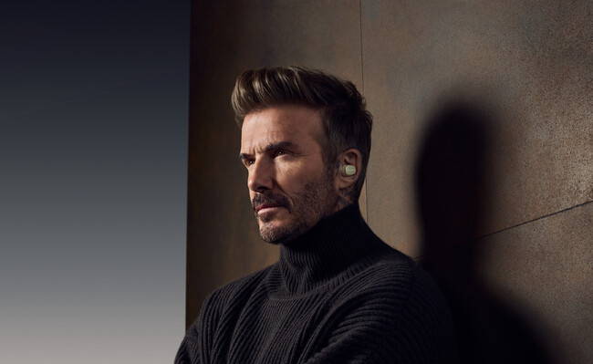 [Bowers & Wilkins 新製品] フラッグシップ完全ワイヤレス・イヤフォンPi8 ジェイド・グリーン発売のお知らせ