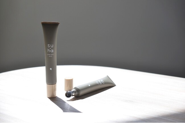 【よーじや】低刺激&シンプル設計のフェイシャルケアブランド「su-ha(すーは)」から新登場。“次世代レチノール”と呼ばれる話題成分配合の「コンフィデントアイズ(目もと用美容液)」